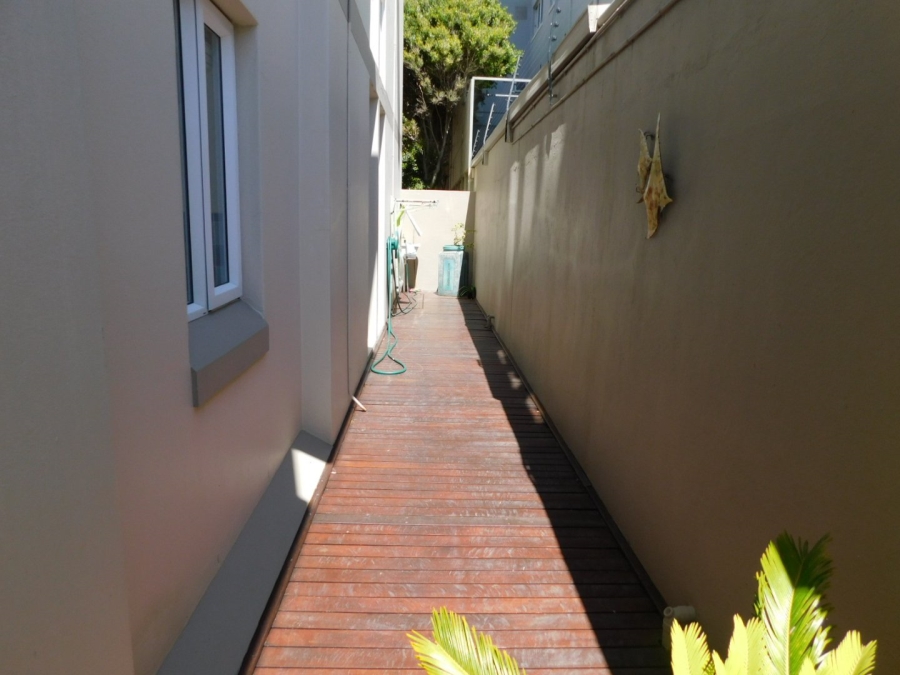 3 Bedroom Property for Sale in Harbour Island Western Cape